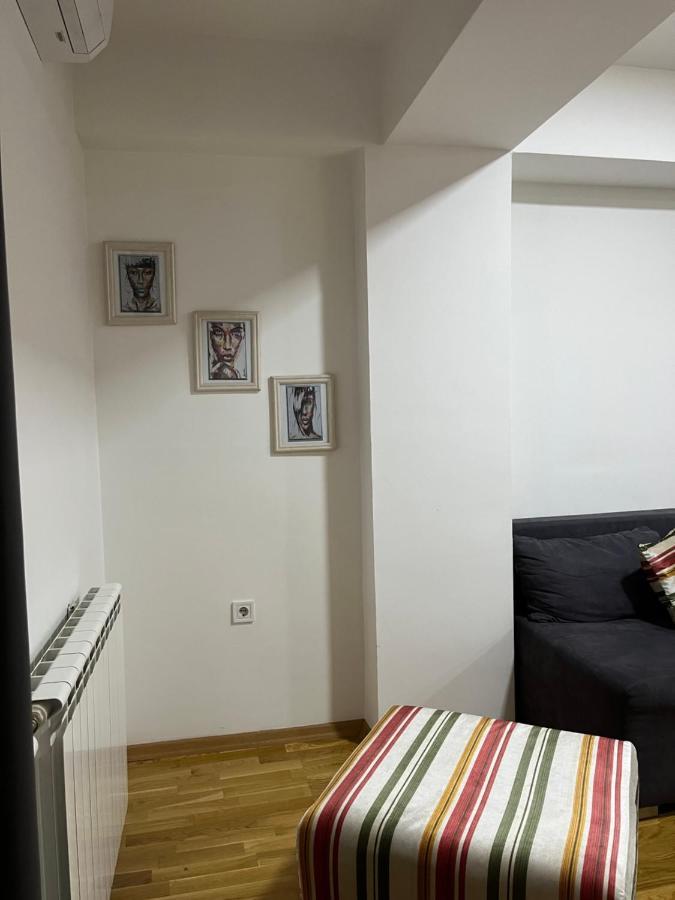 Skopje Centar Margarita Luxury Aprtment Apartamento Exterior foto
