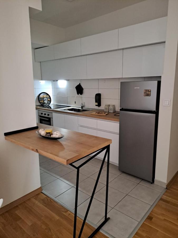 Skopje Centar Margarita Luxury Aprtment Apartamento Exterior foto