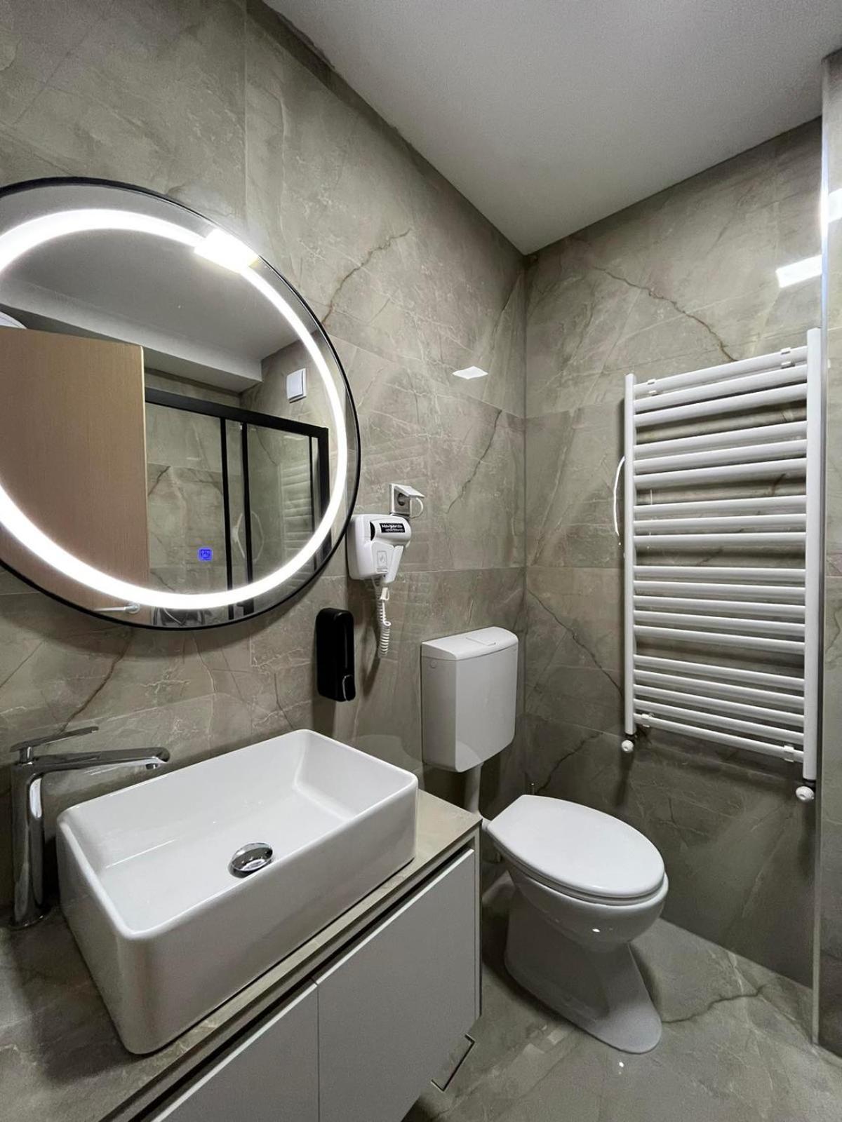 Skopje Centar Margarita Luxury Aprtment Apartamento Exterior foto